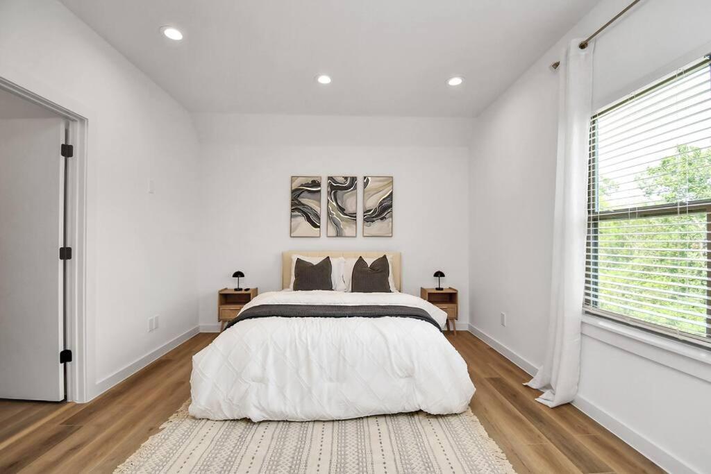 Chateau De Amour- Exquisite Townhouse - Med Center, Downtown Htx Casa de Férias *